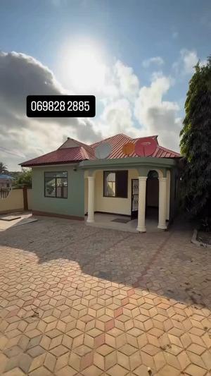 Apartment ya vyumba vitatu inapangishwa Salasala Kinzudi, Dar Es Salaam Apartment ya vyumba vitatu inapangishwa Salasala Kinzudi, Dar Es Salaam