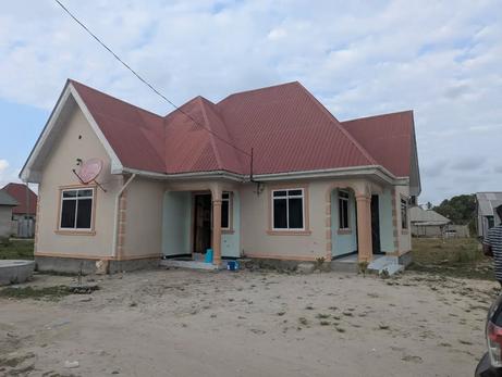 Nyumba ya vyumba vitatu inauzwa Mbagala Mbande, Dar Es Salaam (400 sqm) Nyumba ya vyumba vitatu inauzwa Mbagala Mbande, Dar Es Salaam (400 sqm)