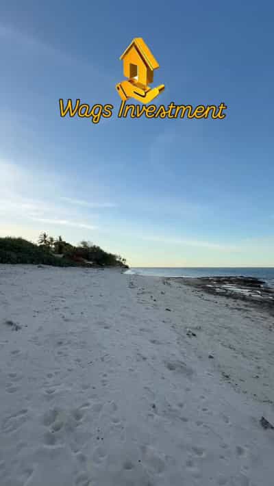Beach Plot kinauzwa Bahari Beach, Dar Es Salaam (3625 sqm) Beach Plot kinauzwa Bahari Beach, Dar Es Salaam (3625 sqm)