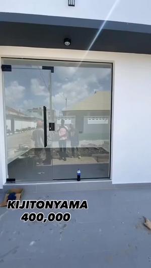 Duka linapangishwa Kijitonyama, Dar Es Salaam