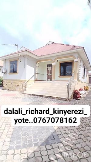 Nyumba ya vyumba vitano inapangishwa Tabata Kinyerezi Mwisho, Dar Es Salaam Nyumba ya vyumba vitano inapangishwa Tabata Kinyerezi Mwisho, Dar Es Salaam