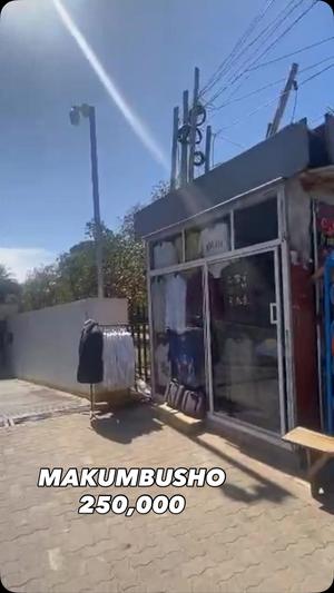 Duka linapangishwa Makumbusho, Dar Es Salaam Duka linapangishwa Makumbusho, Dar Es Salaam