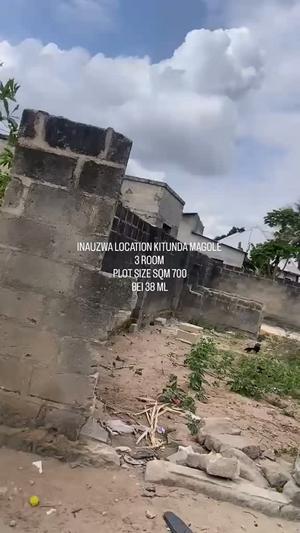 Nyumba ya vyumba vitatu inauzwa Kitunda Magole, Dar Es Salaam (700 sqm)