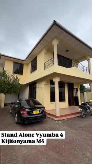 4 Bedrooms House for Rent in Kijitonyama, Dar Es Salaam