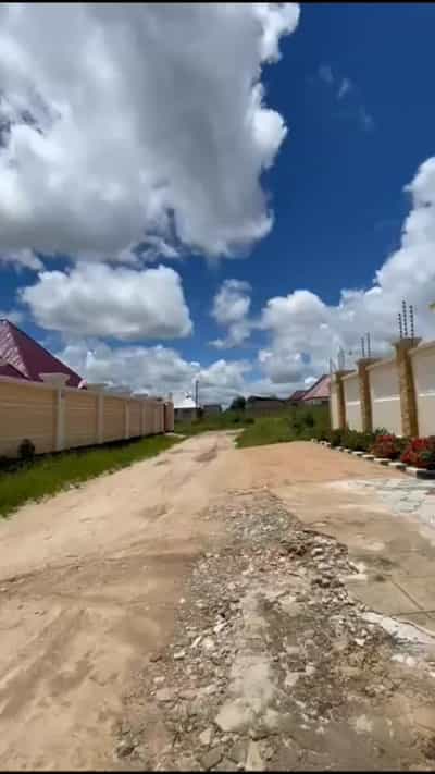 Kiwanja kinauzwa Nkuhungu/Neema Bucha, Dodoma (427 sqm)