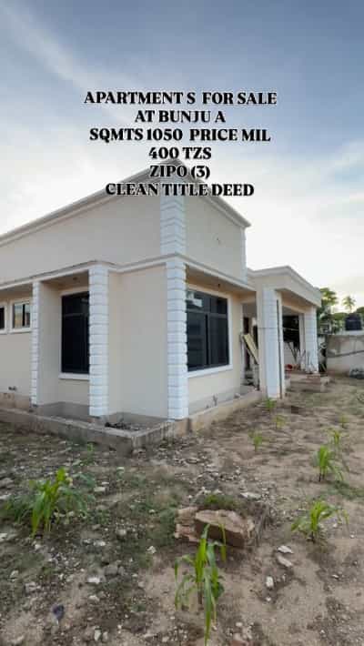 Apartment inauzwa Bunju A, Dar Es Salaam (1050 sqm)
