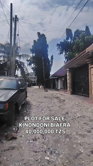 Kiwanja kinauzwa Kinondoni Biafra, Dar Es Salaam Kiwanja kinauzwa Kinondoni Biafra, Dar Es Salaam