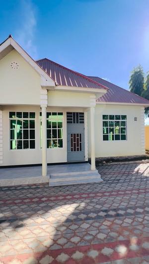 Nyumba ya vyumba vitatu inapangishwa Mlimwa C, Dodoma Nyumba ya vyumba vitatu inapangishwa Mlimwa C, Dodoma