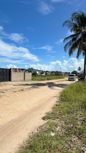 Kiwanja kinauzwa Kigamboni Kibada Relislamu, Dar Es Salaam acre 4.5 Kiwanja kinauzwa Kigamboni Kibada Relislamu, Dar Es Salaam acre 4.5