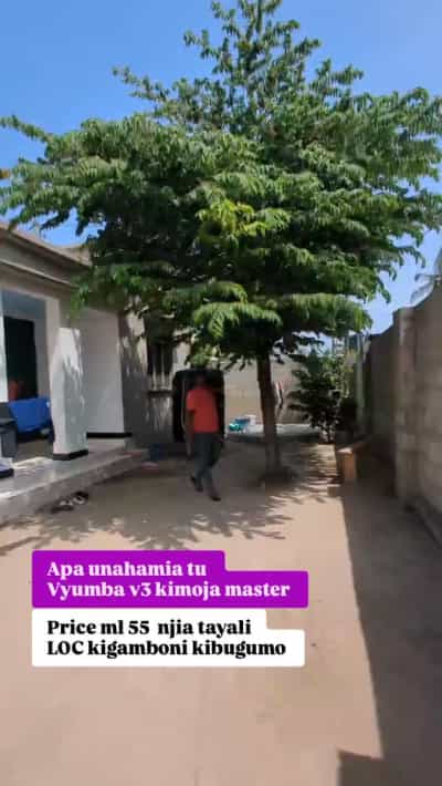 Nyumba ya vyumba vitatu inauzwa Kibugumo, Dar Es Salaam (400 sqm) Nyumba ya vyumba vitatu inauzwa Kibugumo, Dar Es Salaam (400 sqm)