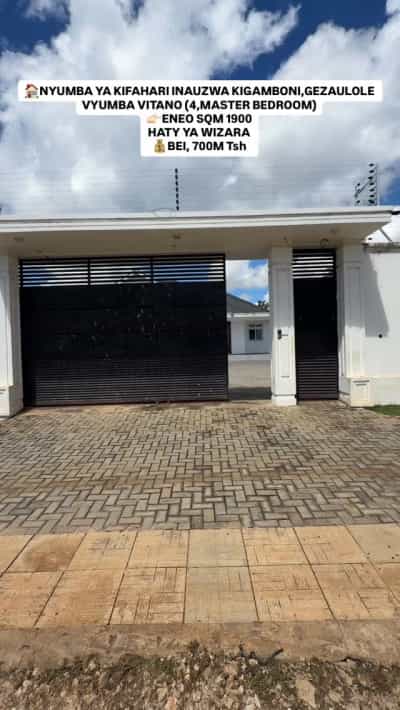 Nyumba ya vyumba vitano inauzwa Kigamboni Gereza Loliole, Dar Es Salaam (1900 sqm)