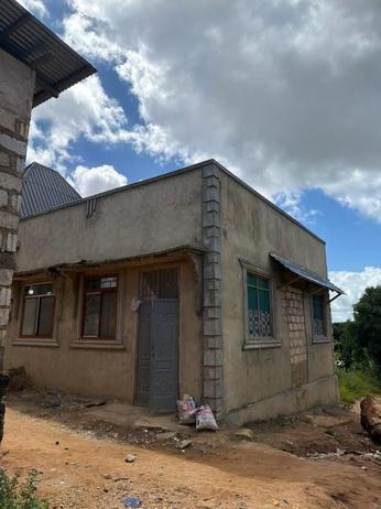 2 Bedrooms House for Sale in Kwarara Madina, Zanzibar - Unguja North 2 Bedrooms House for Sale in Kwarara Madina, Zanzibar - Unguja North