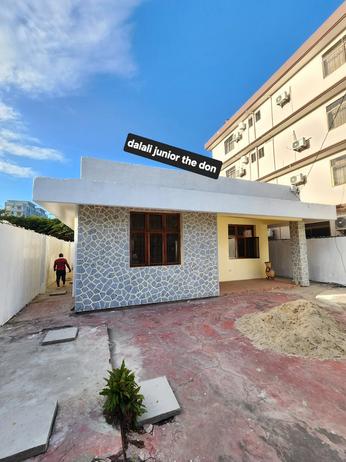 3 Bedrooms House for Rent in Msasani, Dar Es Salaam 3 Bedrooms House for Rent in Msasani, Dar Es Salaam