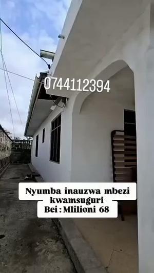 3 Bedrooms House for Sale in Mbezi Kwamsuguri, Dar Es Salaam (400 sqm)