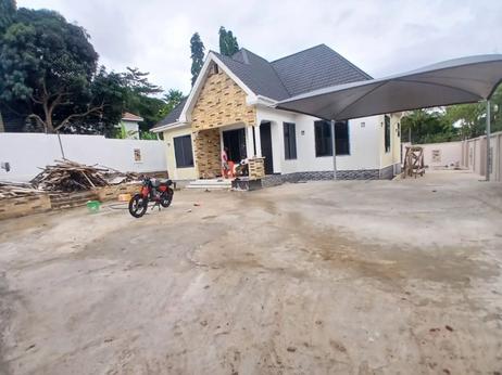 3 Bedrooms House for Rent in Kimara Tembon, Dar Es Salaam