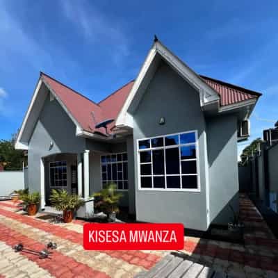 Nyumba ya vyumba vitatu inauzwa Kisesa Igudija, Mwanza (600 sqm) Nyumba ya vyumba vitatu inauzwa Kisesa Igudija, Mwanza (600 sqm)