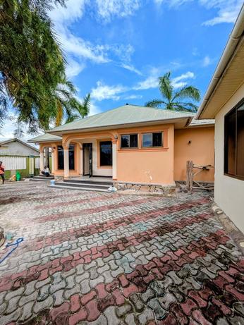 3 Bedrooms House/Apartment for Rent in Ukonga Moshibar, Dar Es Salaam