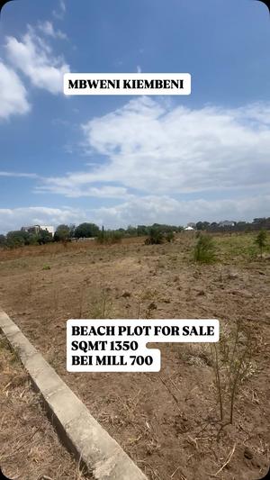 Beach Plot kinauzwa Mbweni Kiembeni, Dar Es Salaam (1350 sqm) Beach Plot kinauzwa Mbweni Kiembeni, Dar Es Salaam (1350 sqm)