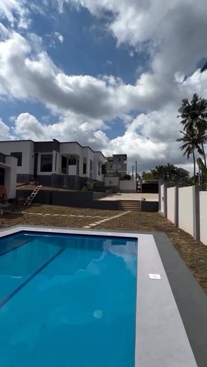 Nyumba ya vyumba vitatu inauzwa Goba Magolofani, Dar Es Salaam (1000 sqm) Nyumba ya vyumba vitatu inauzwa Goba Magolofani, Dar Es Salaam (1000 sqm)