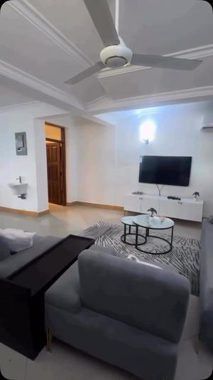 Apartment (Furnished) ya chumba kimoja inapangishwa Msasani, Dar Es Salaam Apartment (Furnished) ya chumba kimoja inapangishwa Msasani, Dar Es Salaam