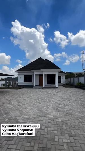 Nyumba ya vyumba vinne inauzwa Goba Magholofani, Dar Es Salaam (850 sqm)