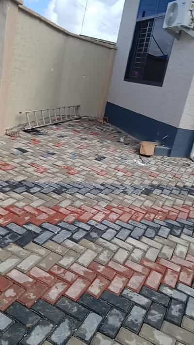 Apartment ya vyumba vitatu inapangishwa Kinondoni, Dar Es Salaam