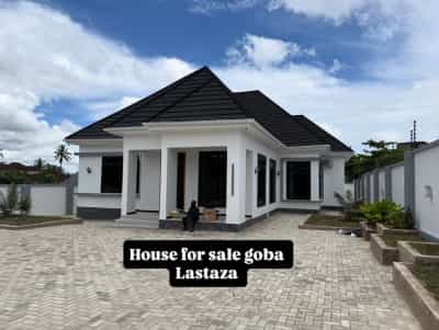 Nyumba ya vyumba vitano inauzwa Goba Lastanza, Dar Es Salaam (850 sqm)