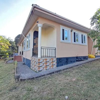 Apartment ya vyumba viwili inapangishwa Mbezi Mwisho Magari Saba, Dar Es Salaam Apartment ya vyumba viwili inapangishwa Mbezi Mwisho Magari Saba, Dar Es Salaam