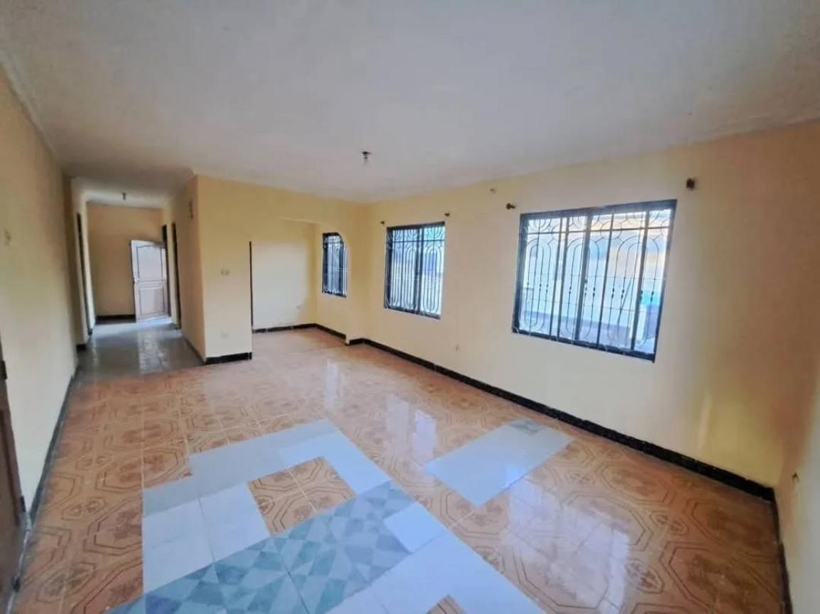 media -4 media -4