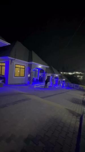 Nyumba ya vyumba viwili inapangishwa Mbezi Mwisho, Dar Es Salaam Nyumba ya vyumba viwili inapangishwa Mbezi Mwisho, Dar Es Salaam