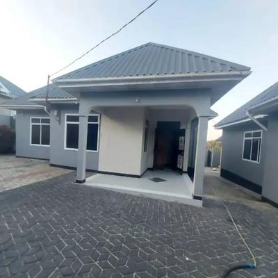 Apartment ya vyumba vitatu inapangishwa Mbezi Makabe, Dar Es Salaam