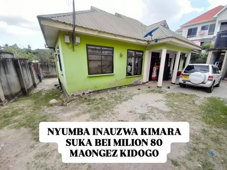 Nyumba ya vyumba viwili inauzwa Kimara Suka, Dar Es Salaam (430 sqm)