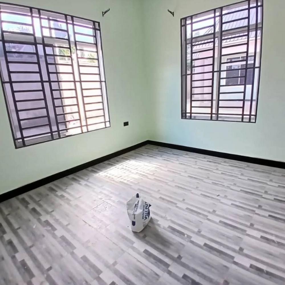 media -4 media -4