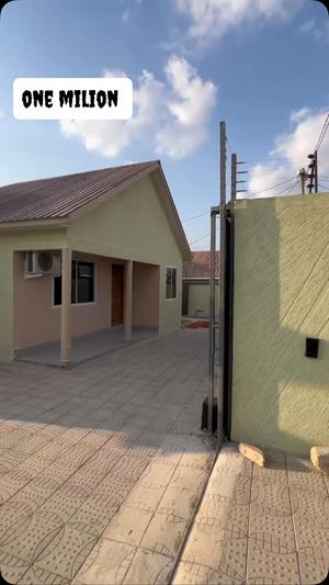 Apartment (Furnished) ya vyumba vitatu inapangishwa Njedengwa, Dodoma Apartment (Furnished) ya vyumba vitatu inapangishwa Njedengwa, Dodoma