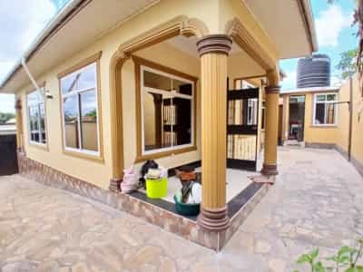 Nyumba ya vyumba vitatu inapangishwa KIMARA SUKA, Dar Es Salaam