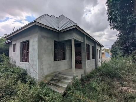 Apartment ya vyumba viwili inauzwa Mbezi Kwa Msuguri, Dar Es Salaam (600 sqm) Apartment ya vyumba viwili inauzwa Mbezi Kwa Msuguri, Dar Es Salaam (600 sqm)