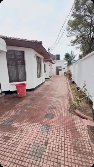 4 Bedrooms House for Rent in Kinondoni, Dar Es Salaam 4 Bedrooms House for Rent in Kinondoni, Dar Es Salaam