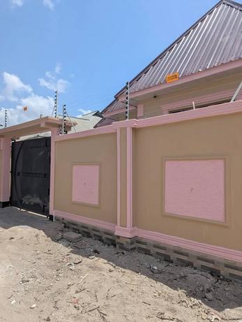 Nyumba ya vyumba vitatu inauzwa Mbagala Chamazzi, Dar Es Salaam (400 sqm)