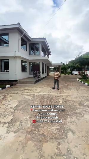 Nyumba ya vyumba vitano inapangishwa Mikocheni, Dar Es Salaam
