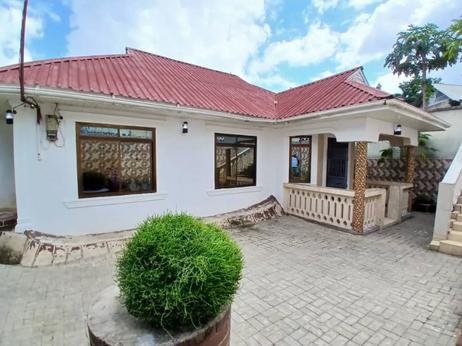 3 Bedrooms House for Rent in Kimara Suka, Dar Es Salaam 3 Bedrooms House for Rent in Kimara Suka, Dar Es Salaam