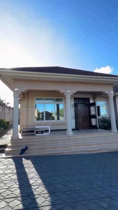 5 Bedrooms House for Rent in Salasala Mwisho Wa Lami, Dar Es Salaam