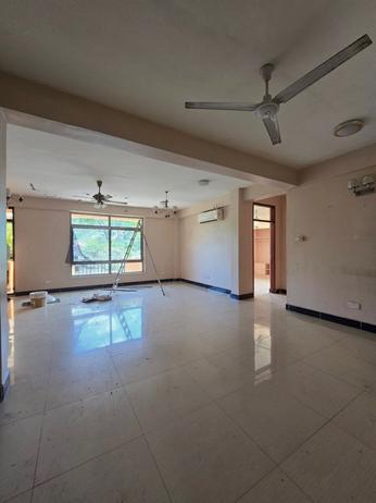 Nyumba/Apartment ya vyumba vitatu inapangishwa Mikocheni, Dar Es Salaam