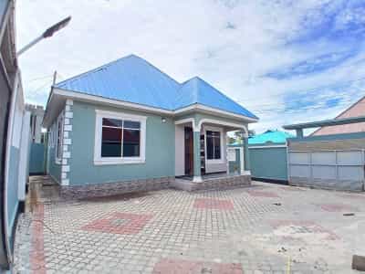 2 Bedrooms House/Apartment for Rent in Tabata, Dar Es Salaam