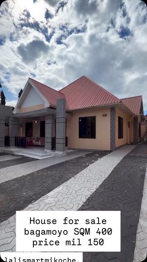 Nyumba ya vyumba vitatu inauzwa Mapinga Kerege, Pwani (400 sqm) Nyumba ya vyumba vitatu inauzwa Mapinga Kerege, Pwani (400 sqm)