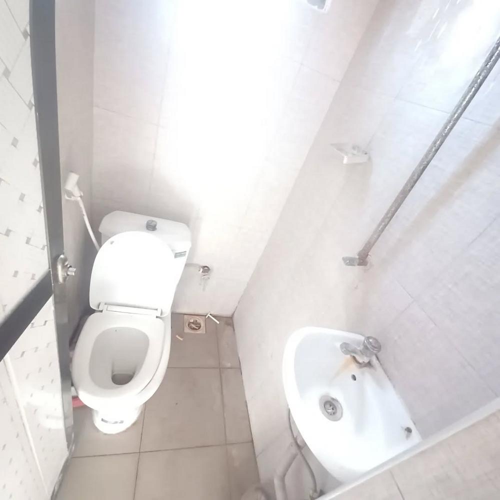 media -4