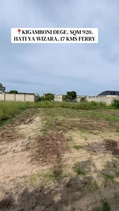 Kiwanja kinauzwa Kigamboni Dege, Dar Es Salaam (922 sqm)