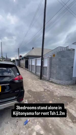 Nyumba ya vyumba vitatu inapangishwa Kijitonyama, Dar Es Salaam