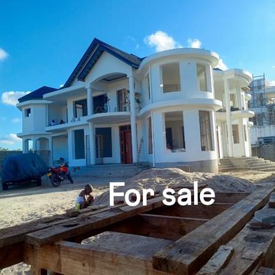 Nyumba ya vyumba 6 inauzwa Mtoni Kijichi Ushuarini, Dar Es Salaam (1500 sqm) Nyumba ya vyumba 6 inauzwa Mtoni Kijichi Ushuarini, Dar Es Salaam (1500 sqm)