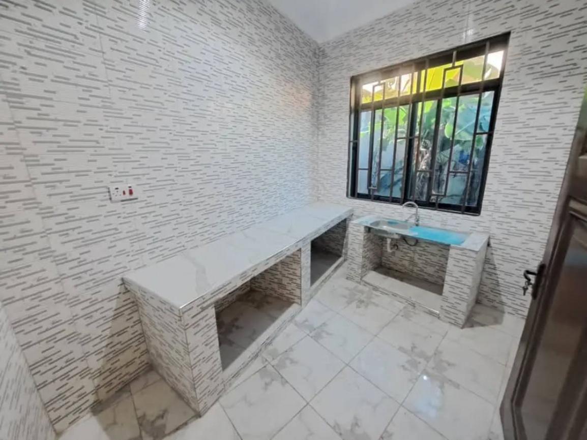 media -3 media -3