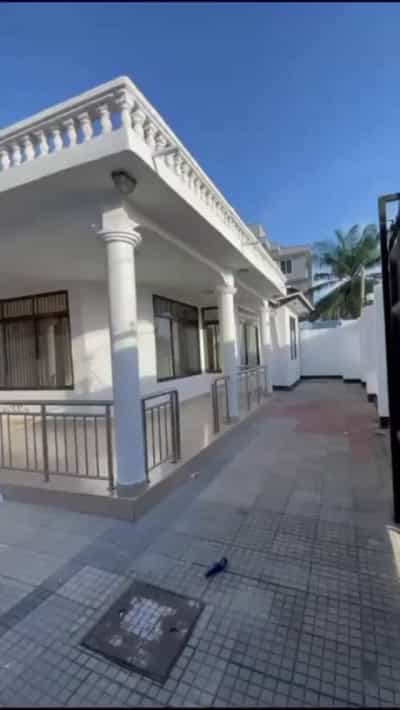 Nyumba ya vyumba vitatu inapangishwa Msasani, Dar Es Salaam Nyumba ya vyumba vitatu inapangishwa Msasani, Dar Es Salaam